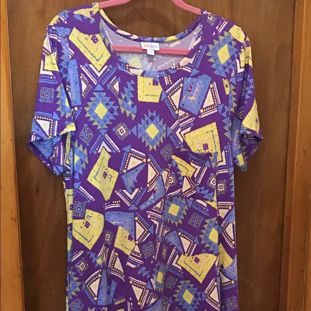 LuLaRoe fun geometric Carly Dress